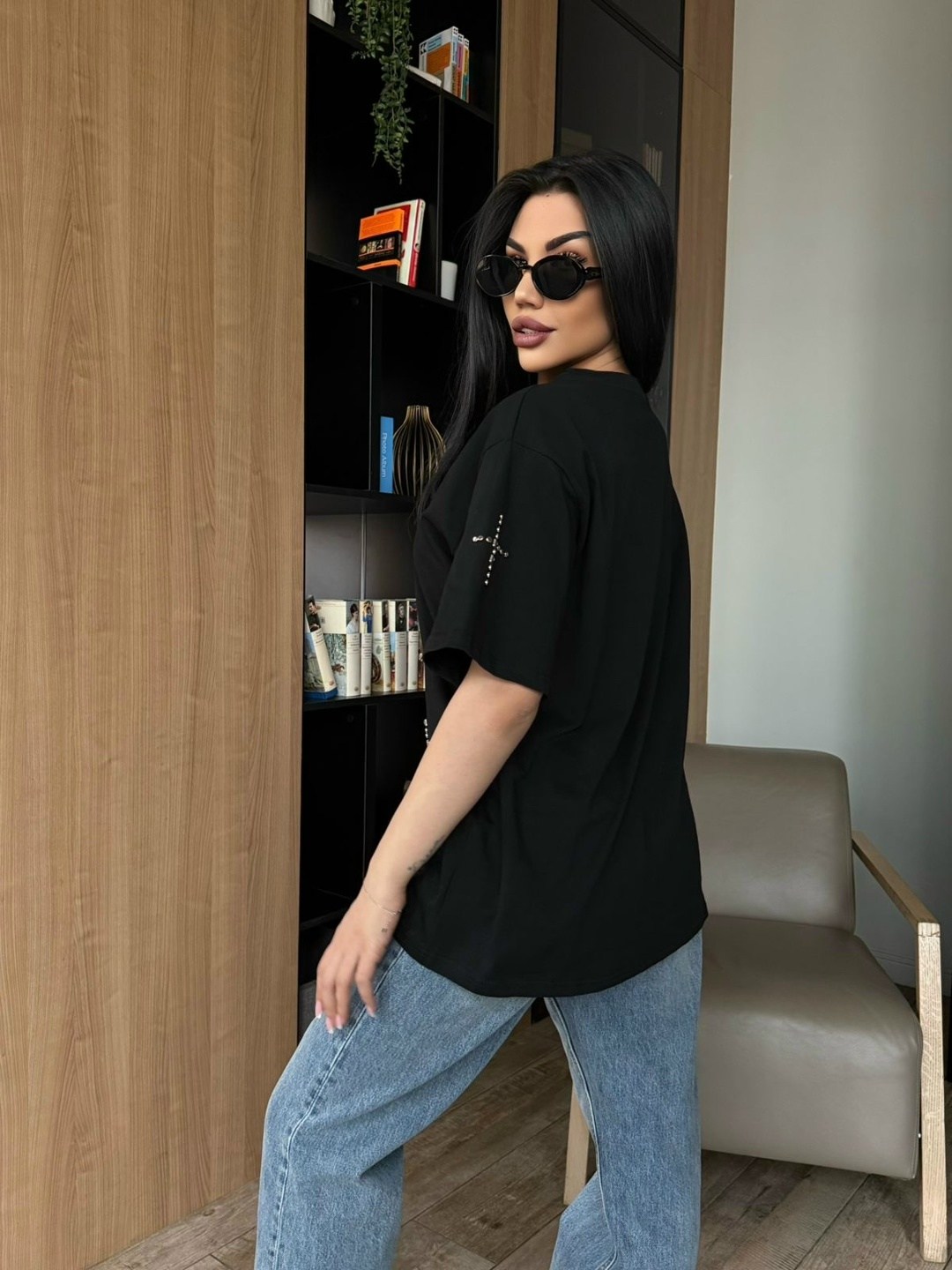 футболки женская оверсайз,женская футболка,футболка оверсайз со стразам,футболки женская оверсайз с принтом,белая футболка оверсайз