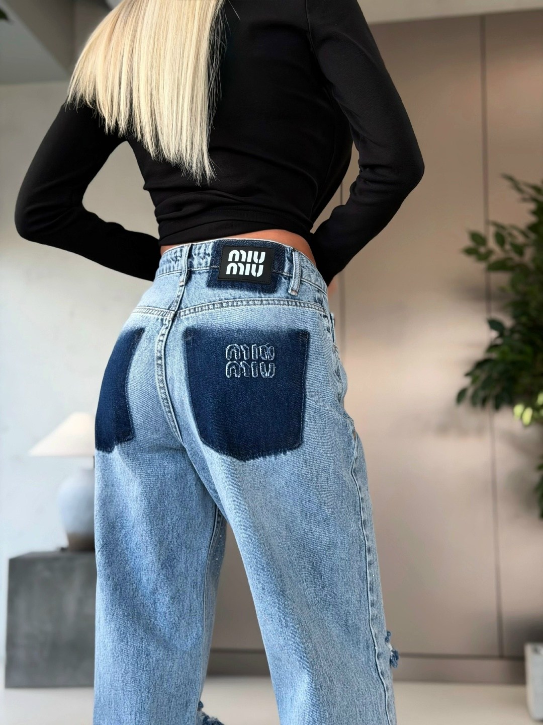 женские джинсы,джинсы стильные,джинсы модные,джинсовые брюки,джинсы