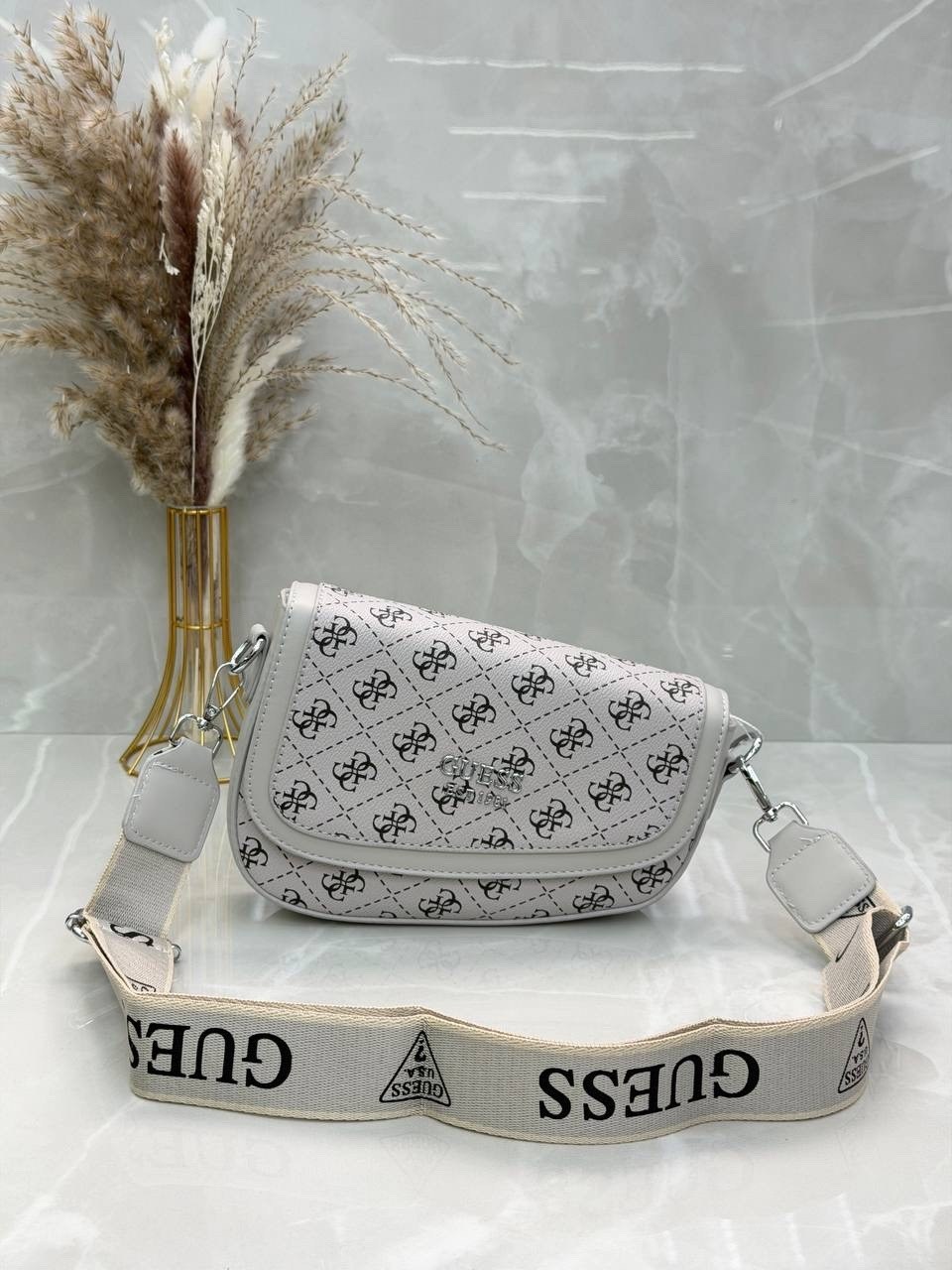 сумка женская guess,guess сумка на плечо,сумка кросс-боди guess,сумка guess женская через плечо,сумка guess