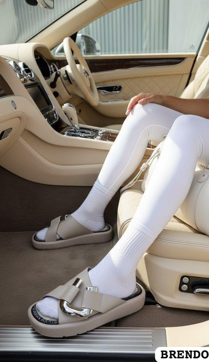 женские шлепанцы,босоножки женские,женские шлепки,белые шлепанцы,босоножки летние