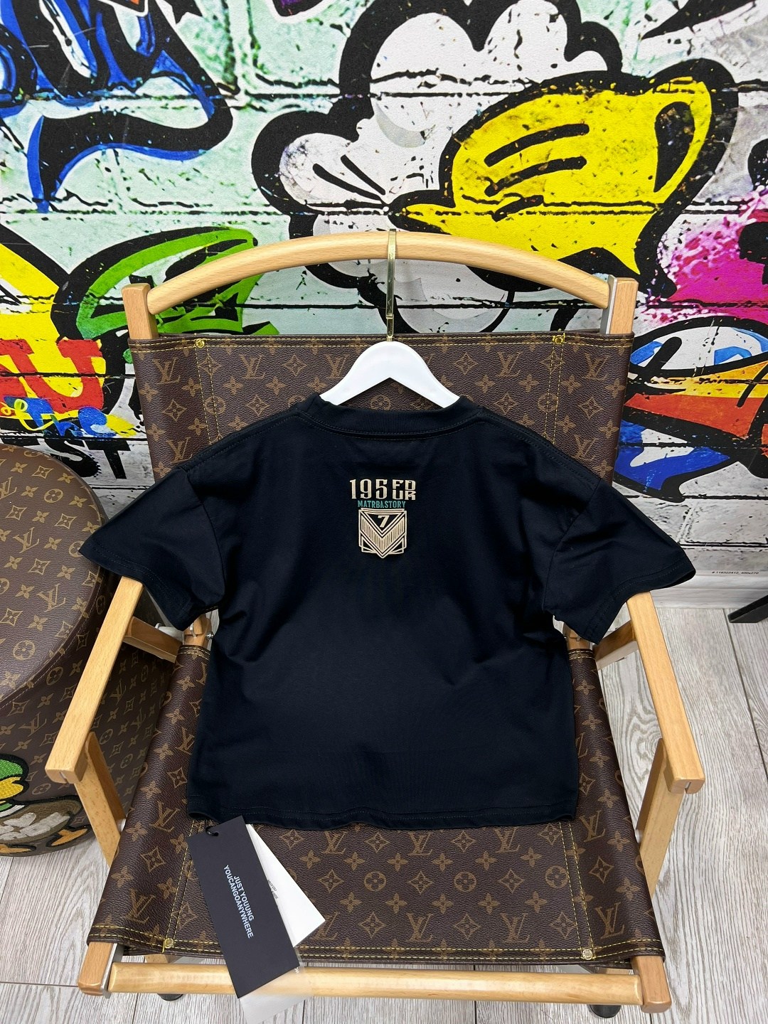 майка луи виттон мужские,футболка louis vuitton,футболки женские мужские,футболки мужские,черная оверсайз футболка