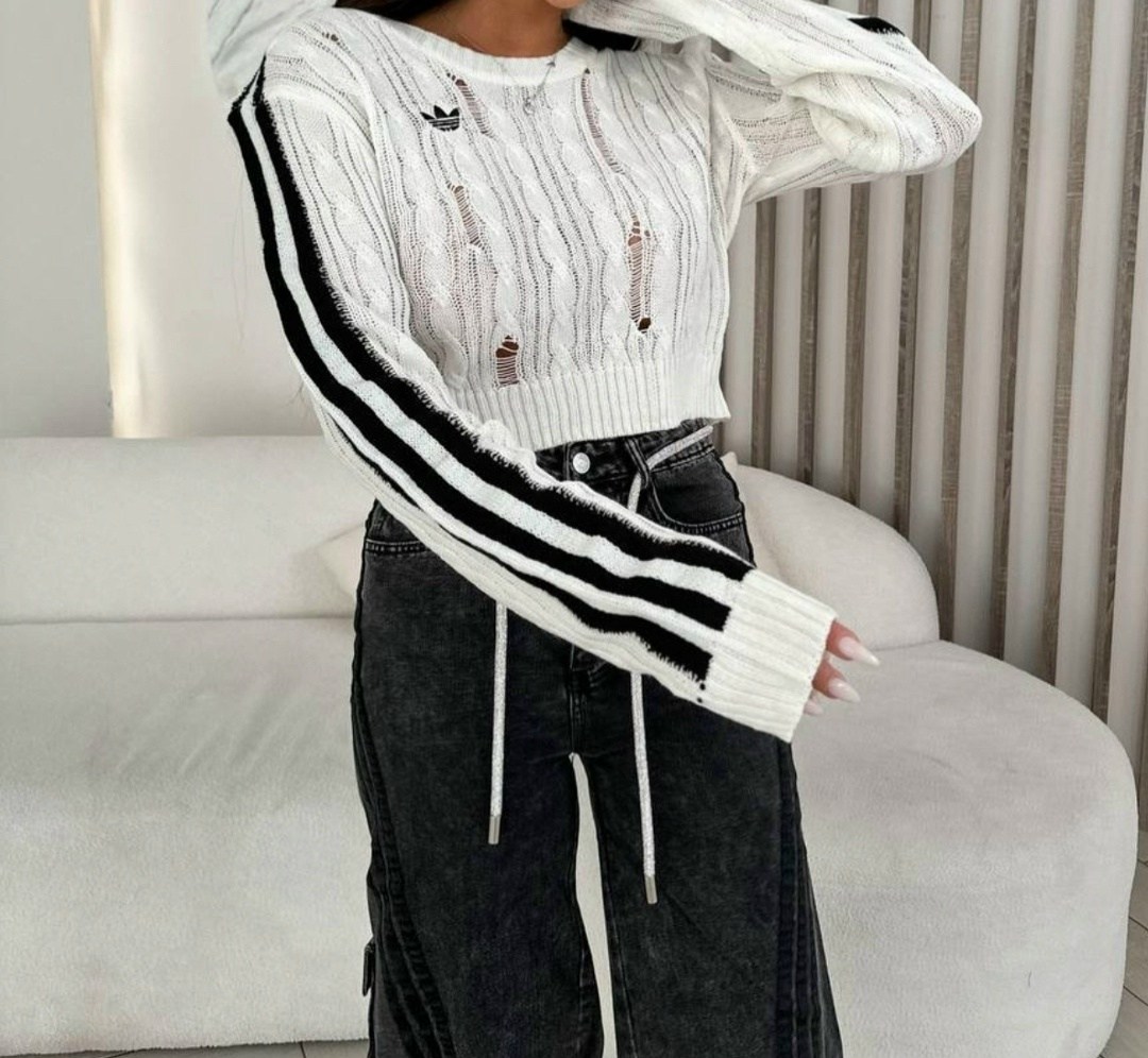 трикотажные костюмы,женская кофта,кофта модная,свитера женские,свитер