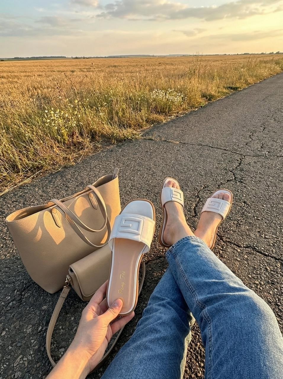 шлепки фенди,женские шлепанцы,,модные шлепанцы,шлепки женские