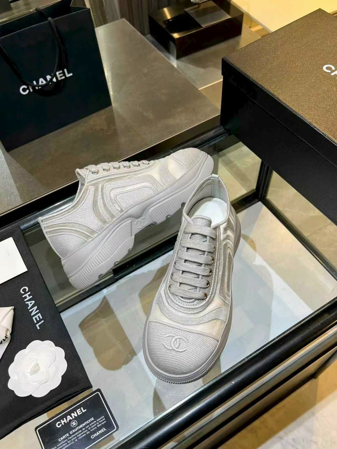 кроссовки женские chanel,,кроссовки chanel,женские кроссовки,кроссовки шанель женские