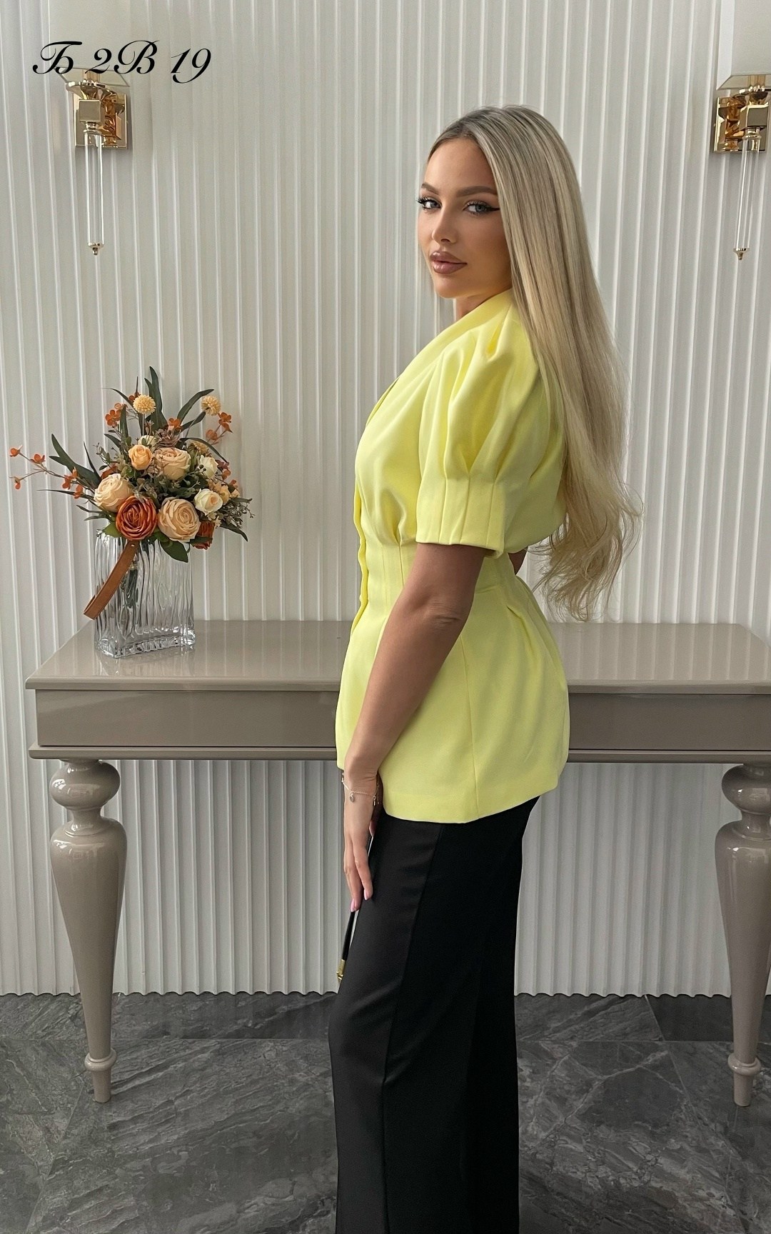 блузка стильная,модные блузы,жакет с баской,женский брючный костюм,блузка женская