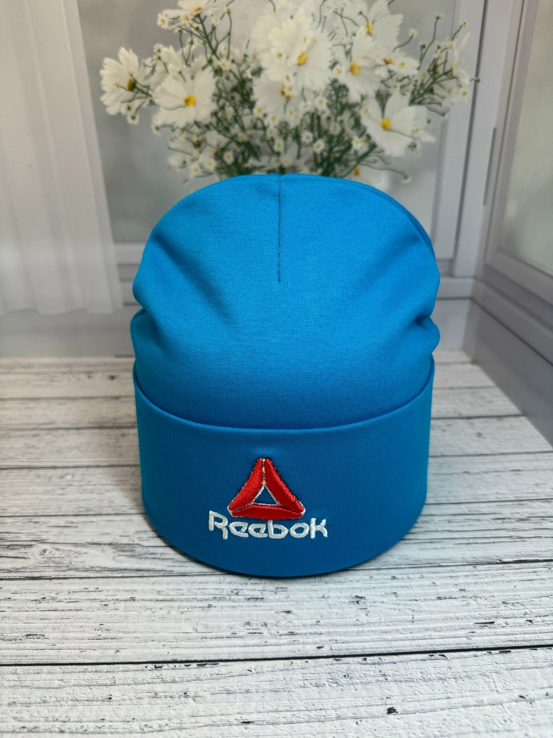 шапка для детей,красная шапка reebok,шапка reebok,шапки ,шапочка