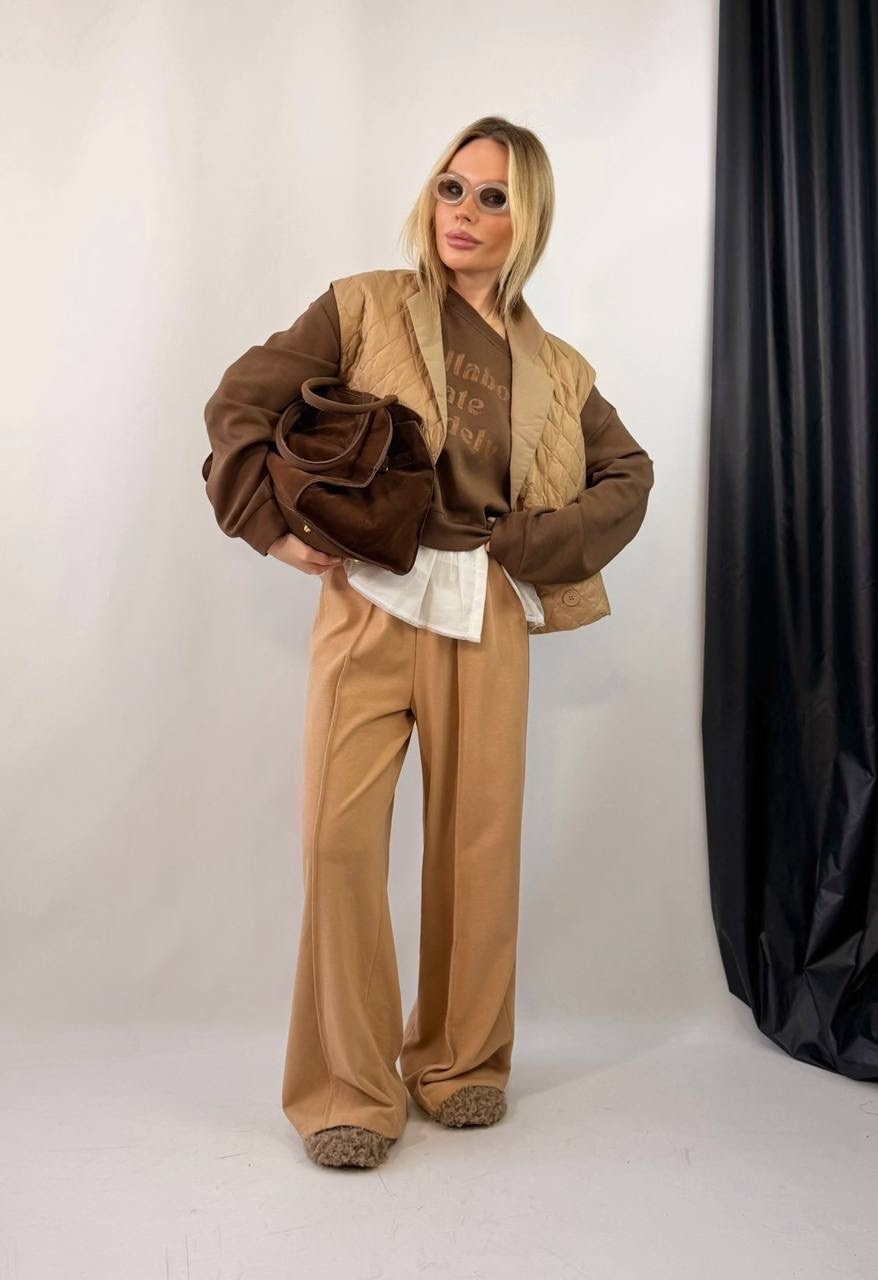 жилетка женская,жилет женский,бежевые брюки,жилет свободного кроя