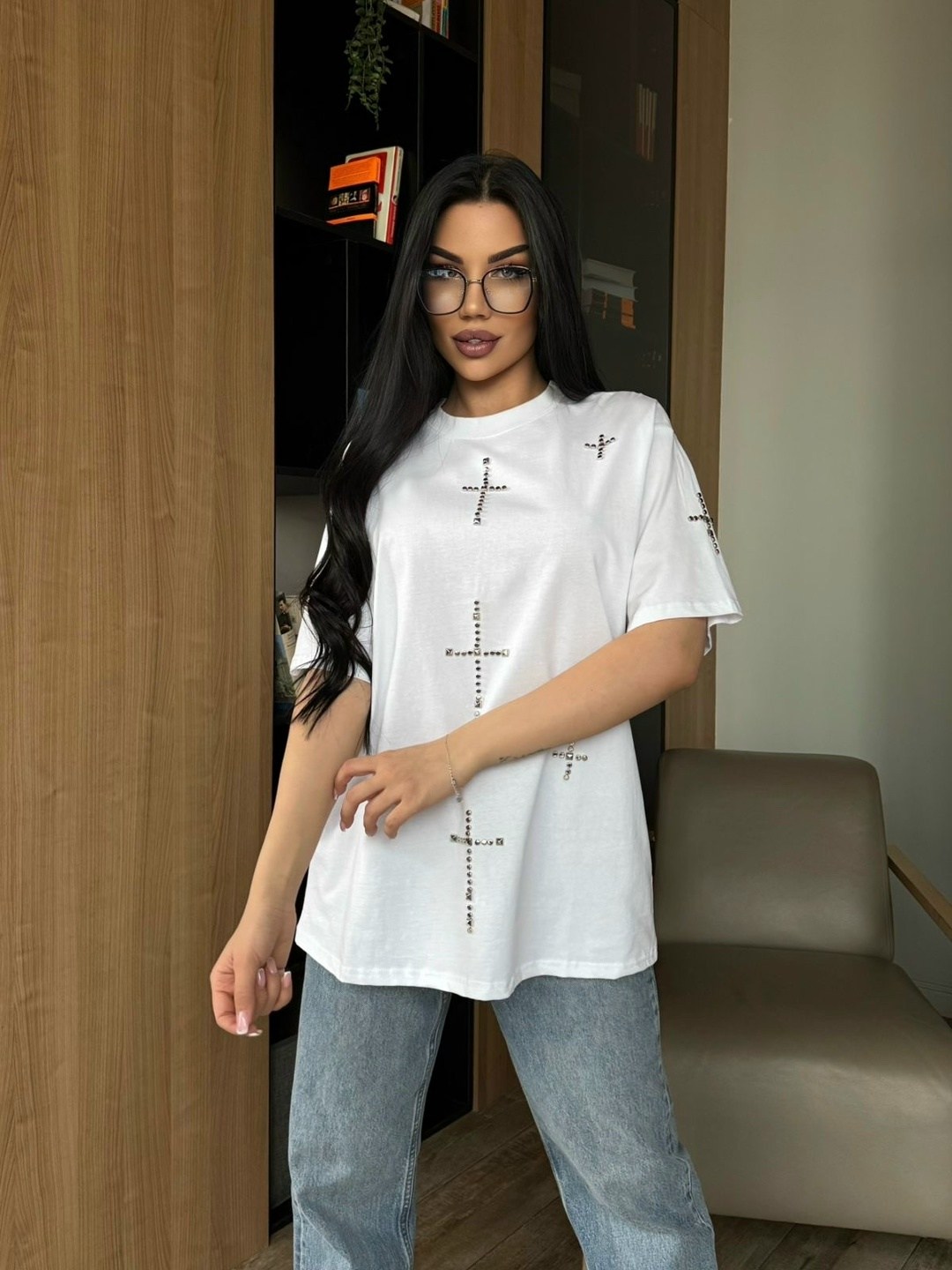 футболки женская оверсайз,женская футболка,футболка оверсайз со стразам,футболки женская оверсайз с принтом,белая футболка оверсайз