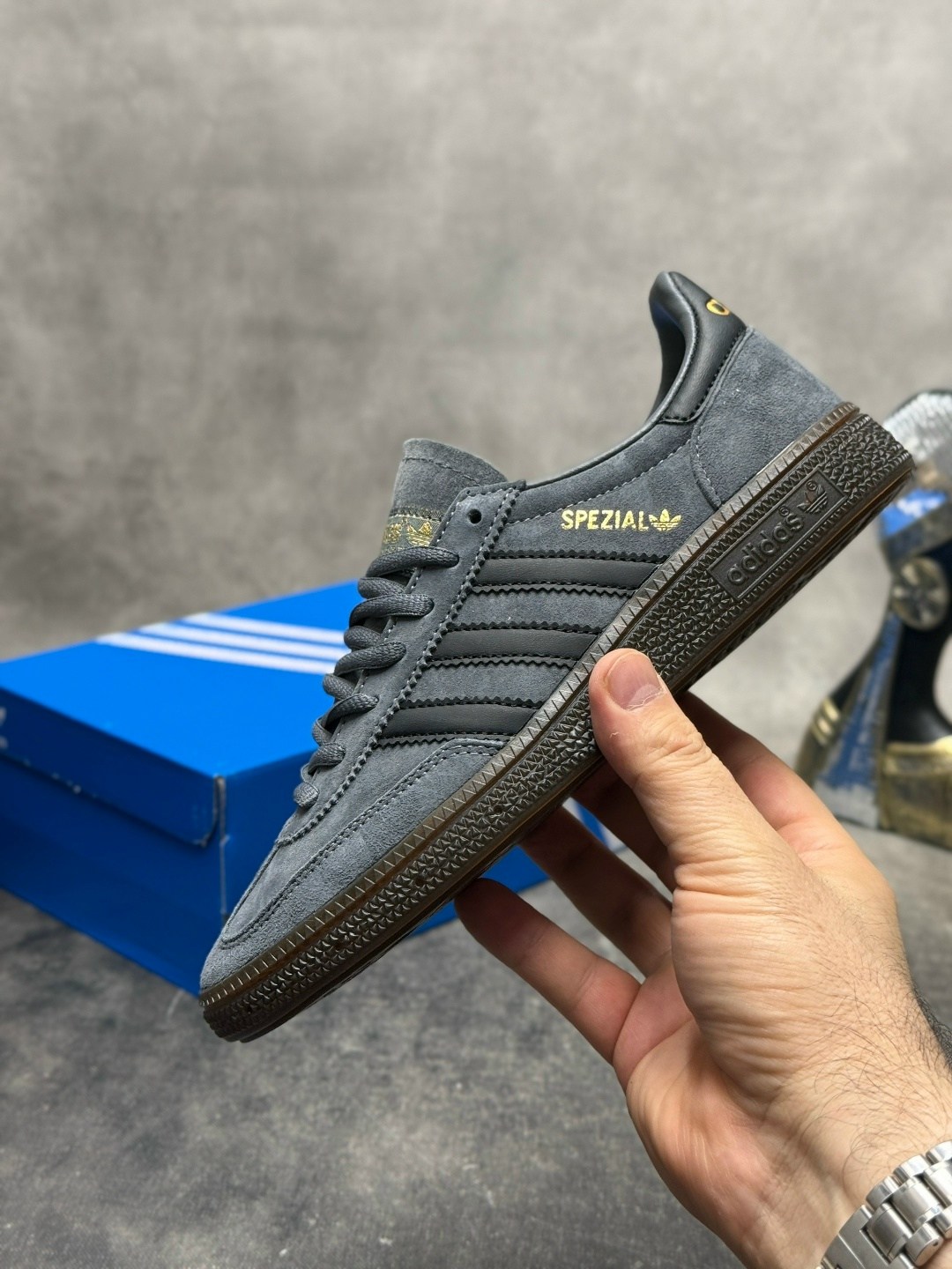 кроссовки adidas spezial,adidas spezial grey,adidas handball spezial,кроссовки adidas spezial adidas цвет серый,кроссовки adidas handball spezial