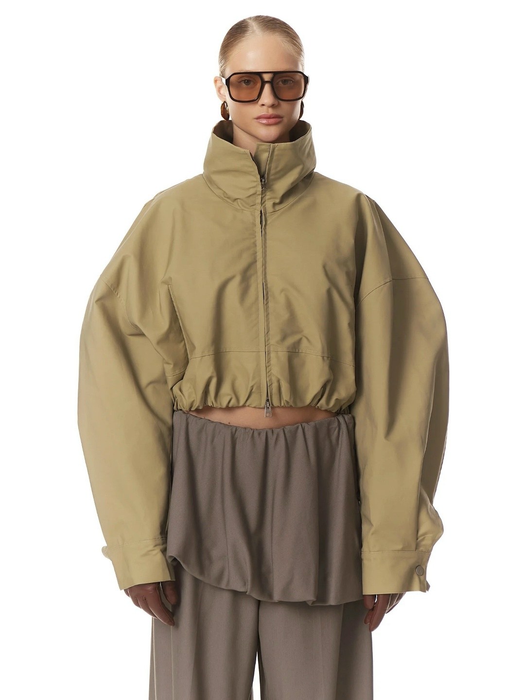 куртка,бомбер бежевый,куртка бомбер,женская куртка,укороченная куртка