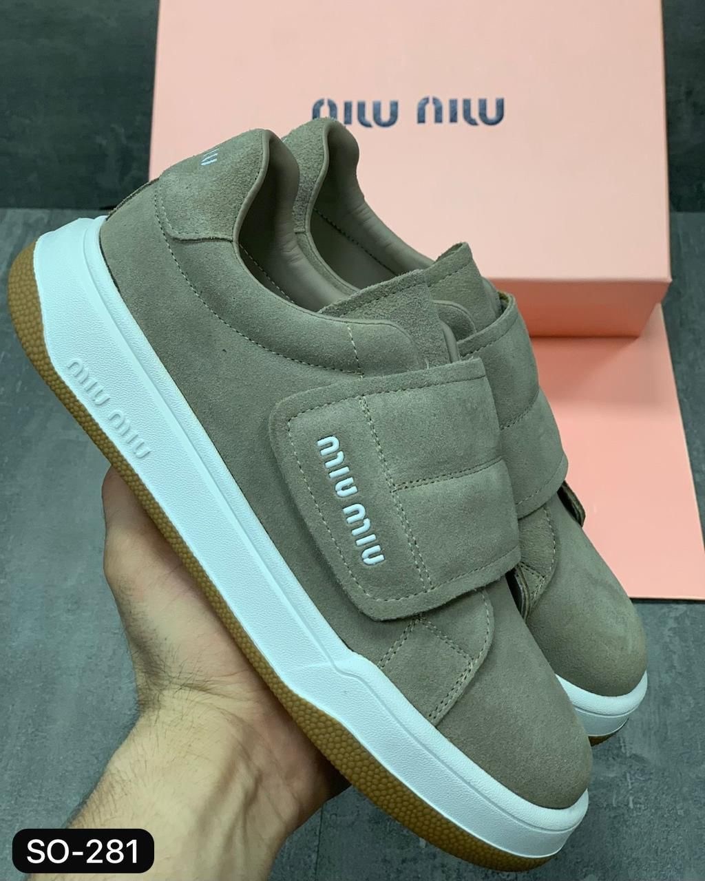 ,кроссовки miu miu,кроссовки женские miu miu,замшевые кроссовки,женская