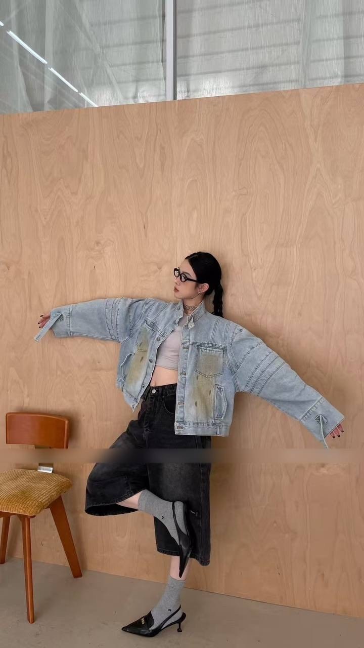 джинсовая куртка,джинсовая куртка повседневная,модные джинсовые куртки,джинсовая куртка свободная,корейская мода женская джинсовая куртка с отложным воротником