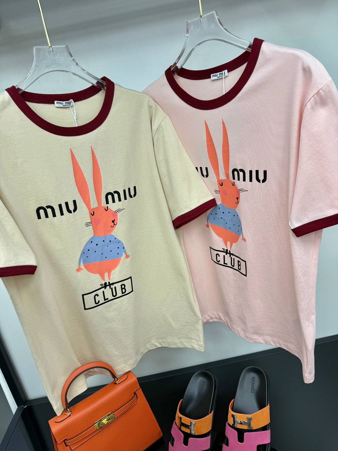 футболки женская,футболки модные,футболки женские с принтом,футболка миу миу,футболка miu miu