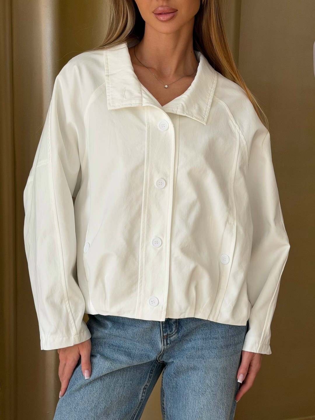 повседневная куртка,куртка бомбер,куртка свободного кроя,куртка с воротником,куртка модная