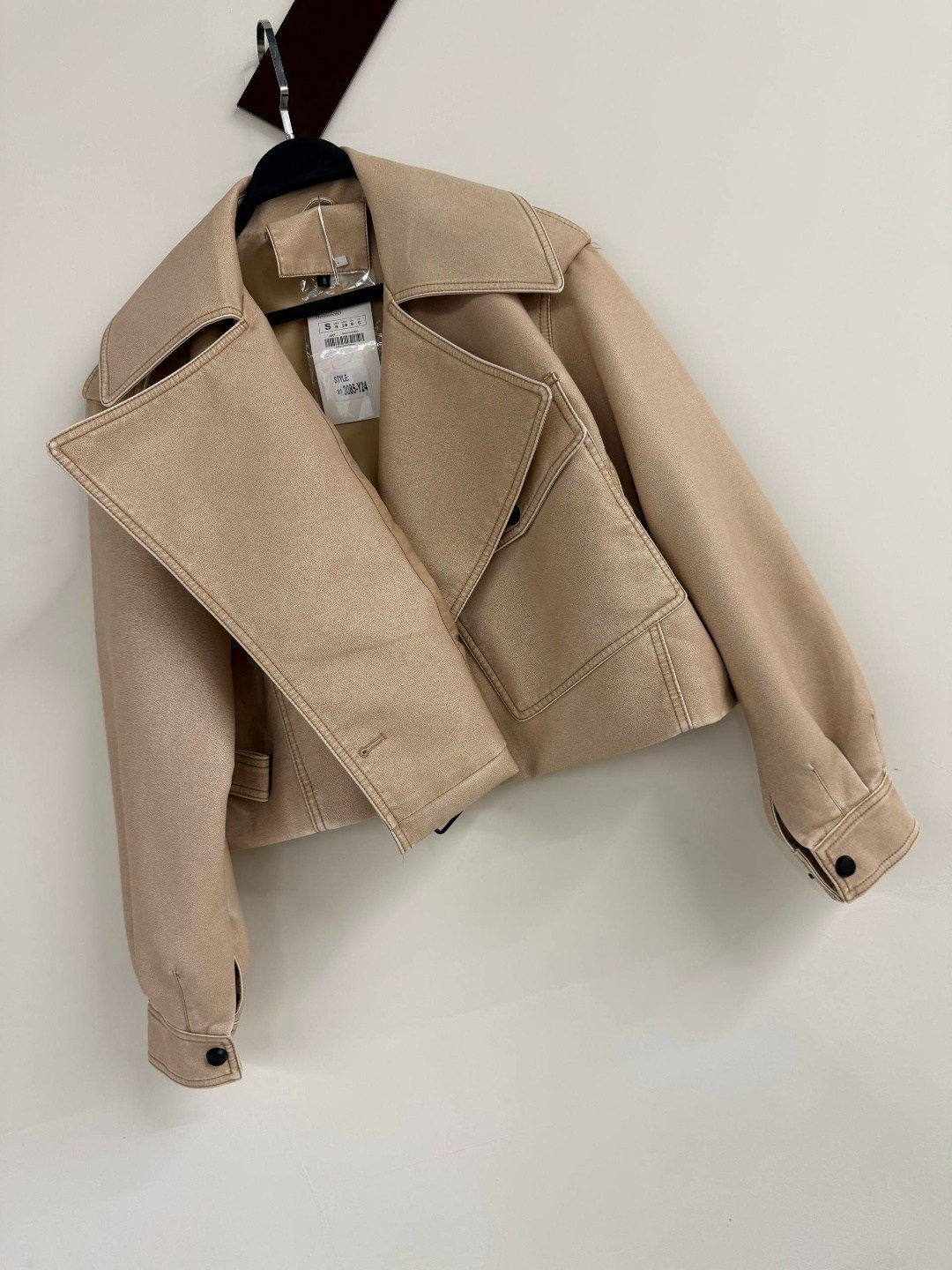 куртка женская короткая из искусственной кож,куртка из искусственной кожи женская,кожаная женская куртка,короткая куртка из искусственной кожи,куртка женская