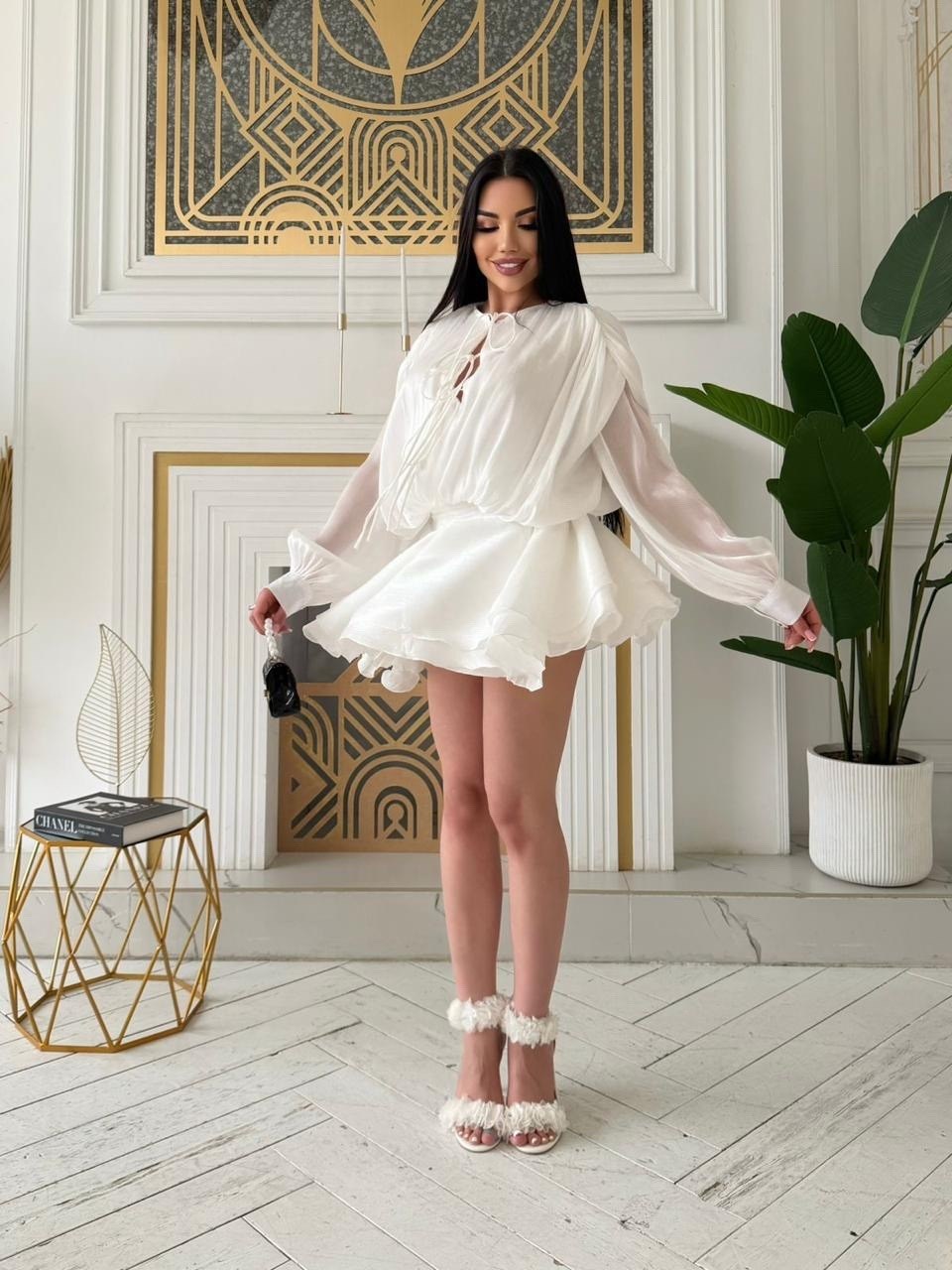 шелковое платье,платье,платье с рюшами,шикарное платье,модель платья с рюшами