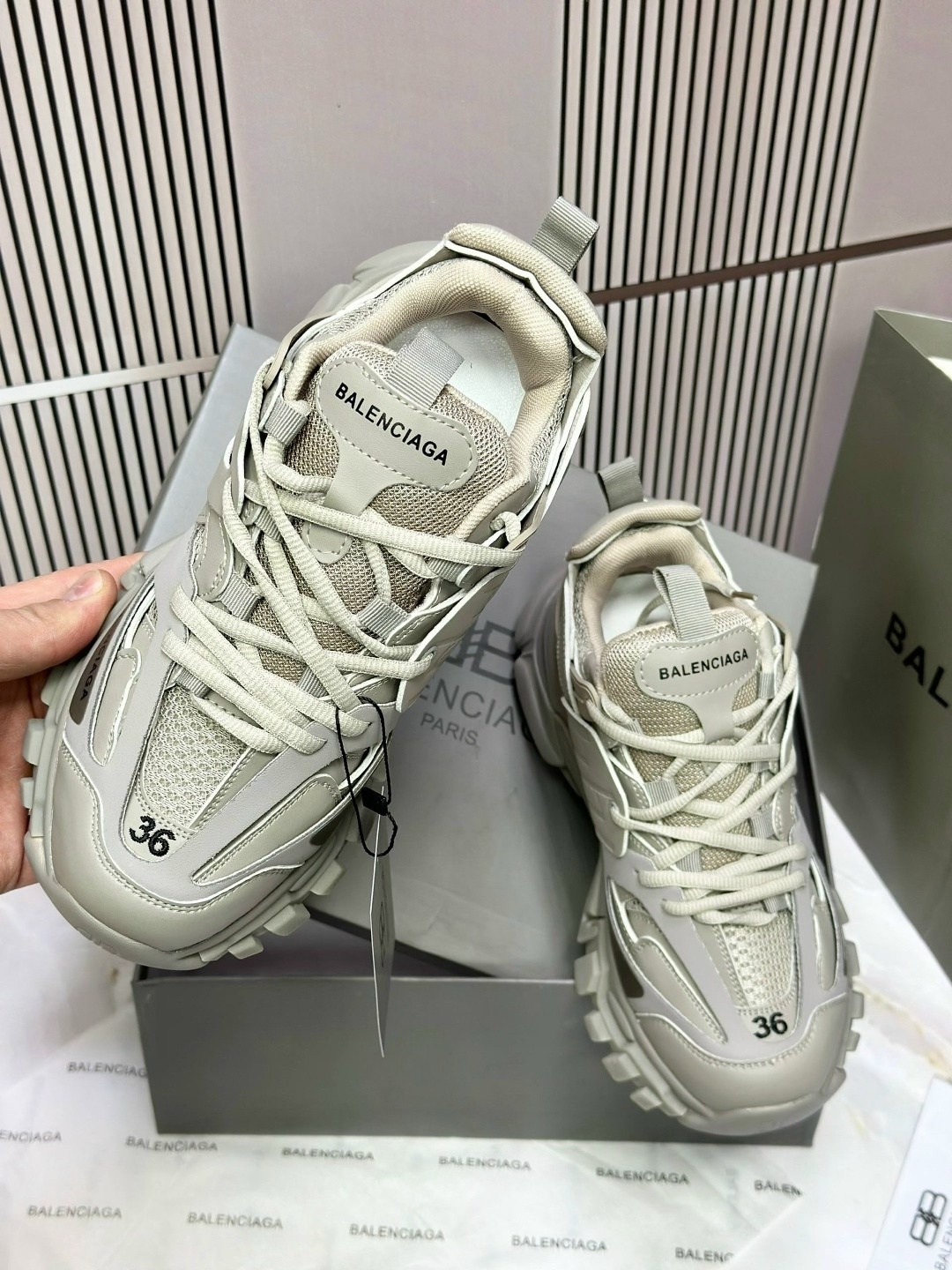 мужские кроссовки balenciaga track premium - white,кроссовки balenciaga track,кроссовки balenciaga,кроссовки женские balenciaga,мужские комбинированные кроссовки balenciaga 2026-2026 белые