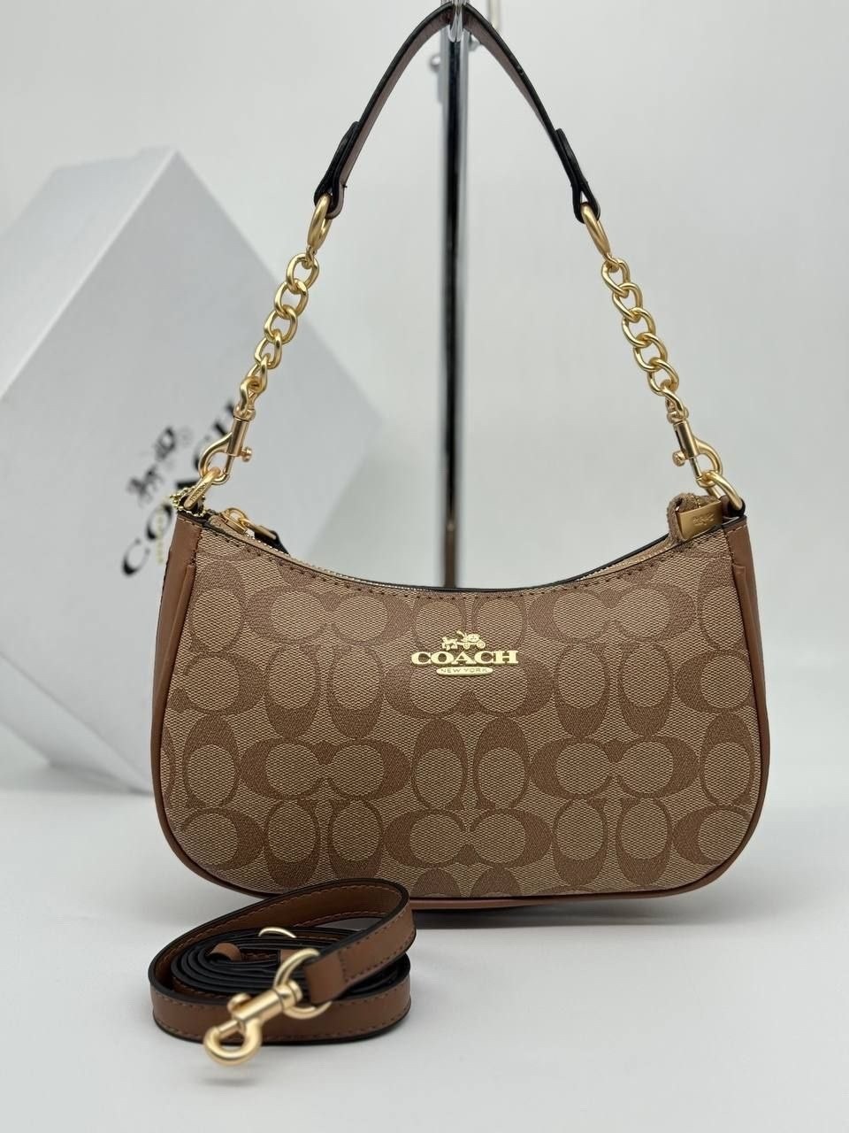 сумка coach,брендовая сумка через плечо coach,женская сумка coach,сумка coach через плечо кросс боди,брендовая сумка coach