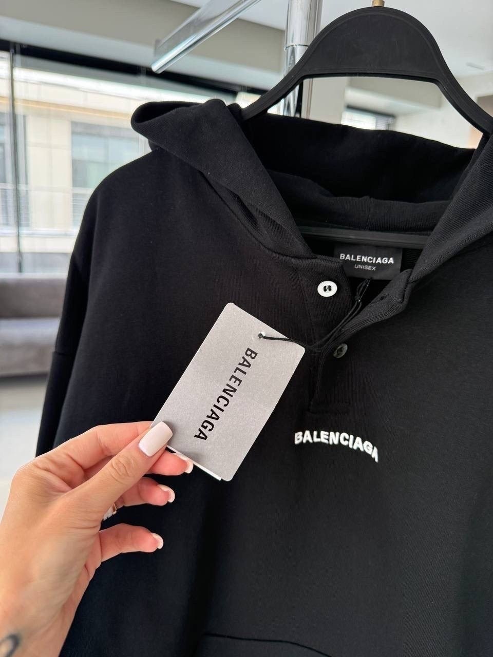 balenciaga hoodie back logo,balenciaga hoodie,худи баленсиага,толстовка баленсиага,баленсиага кофта
