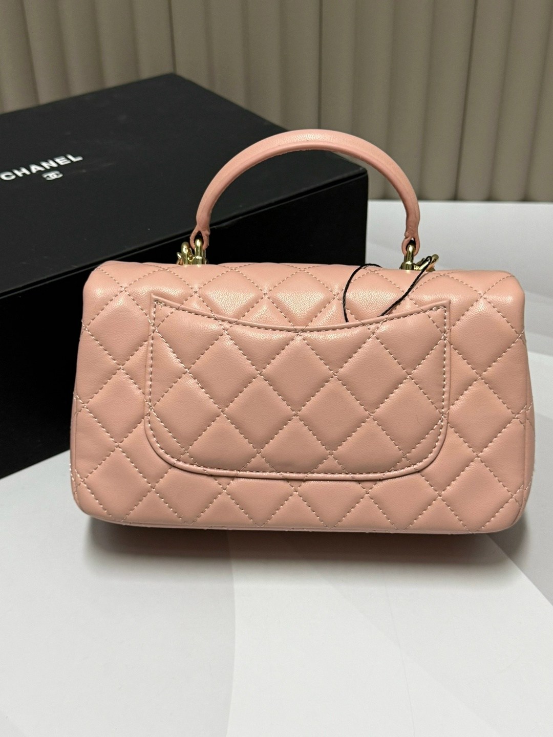 сумка шанель,chanel classic flap bag,сумочка в стиле chanel,сумка chanel,женские сумки chanel