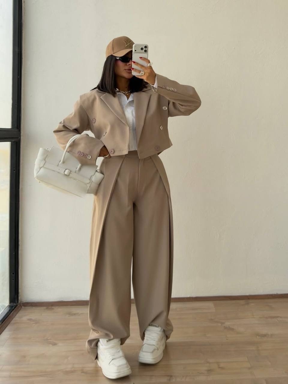 брючный костюм с укорочённым пиджаком и брюки палаццо,брючный костюм,женский брючный костюм с укороченным пиджаком и брюками палаццо,костюм брючный палаццо,женский брючный костюм