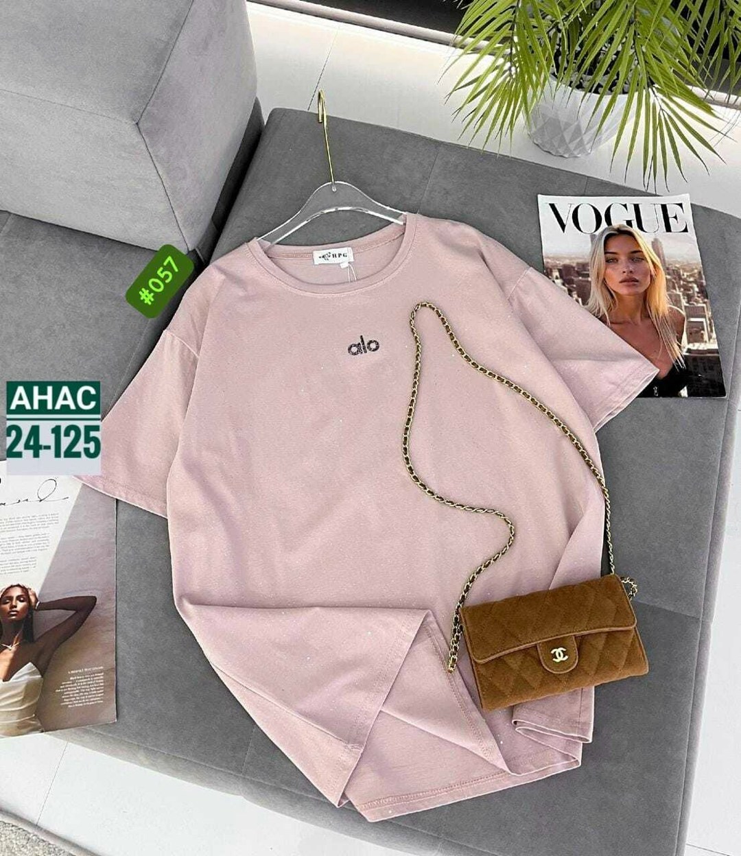 женская футболка,футболки женская оверсайз,футболка оверсайз,женская футболка со стразами,футболка со стразами