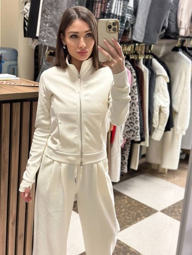 костюм женский,,костюмы брючные женские