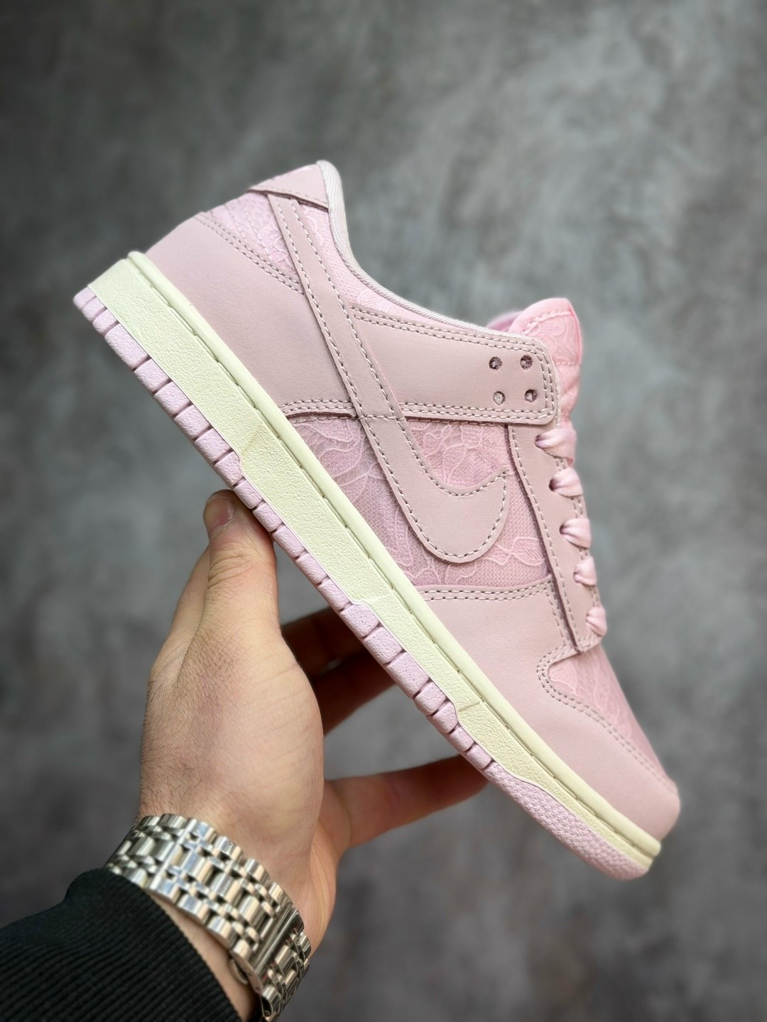 nike dunk low pink pigeon,женские кроссовки nike dunk low,nike dunk low pink,кроссовки nike dunk low,кроссовки