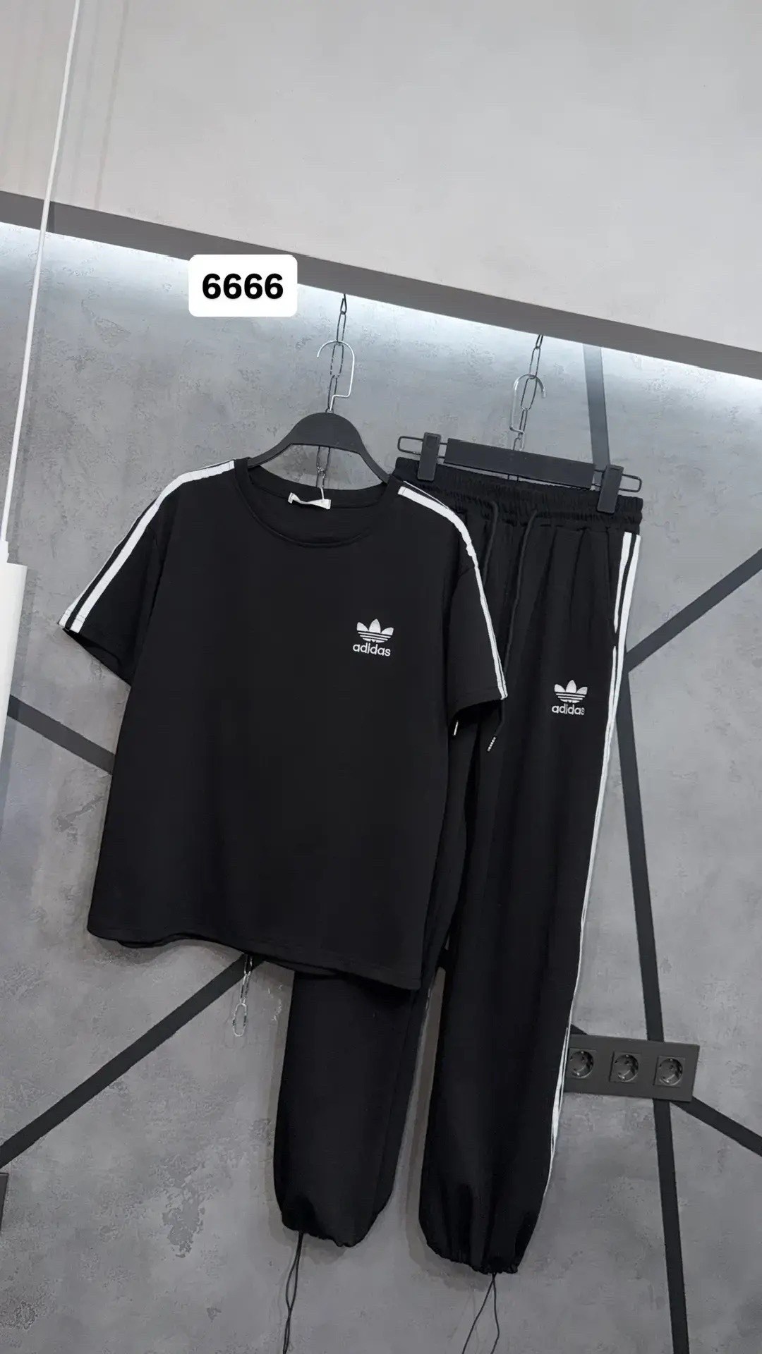 спортивный костюм adidas,костюм спортивный adidas sportswear,мужской спортивный костюм adidas,костюм спортивный adidas original,костюм адидас