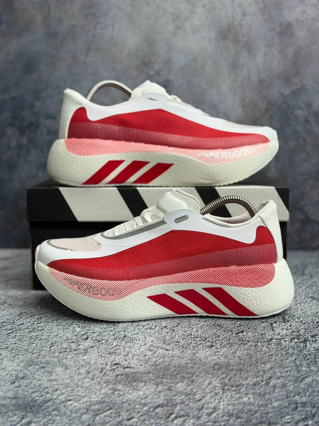 кроссовки adidas,паленые кроссовки адидас,кроссовки адидас собаков,кроссовки,мужские кроссовки adidas