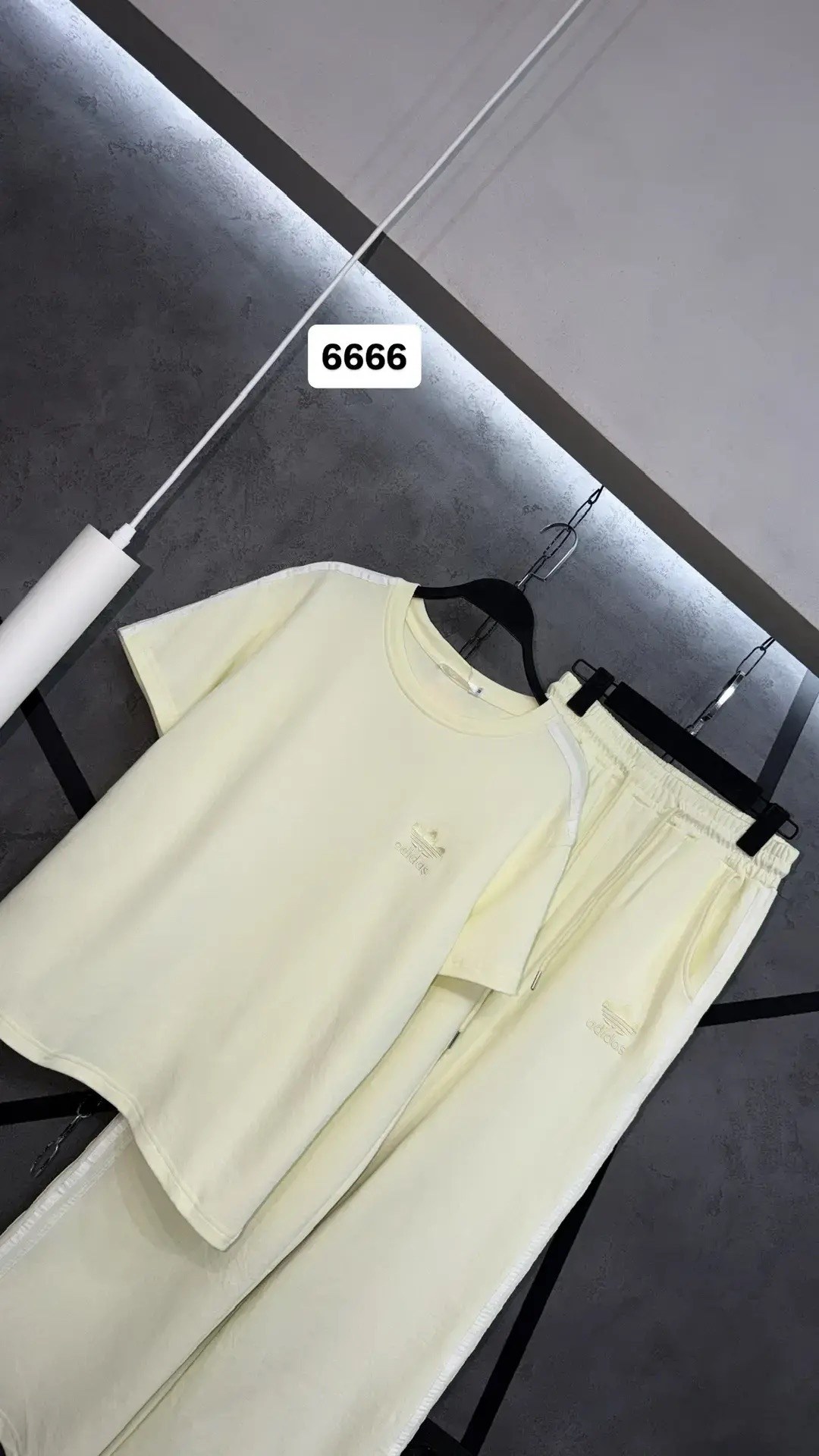 женский спортивный костюм,спортивный костюм,женские костюмы,костюм,летние костюмы