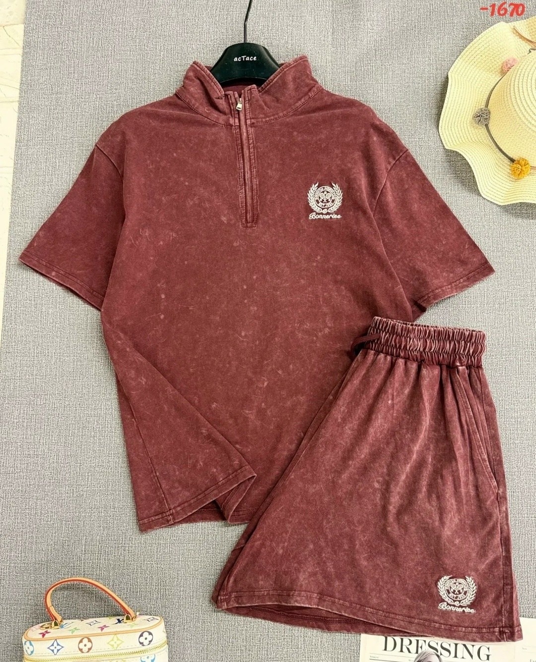 костюм стильный,костюм женский футболка и шорты,костюм женский футболка,костюм шортами,спортивные костюм