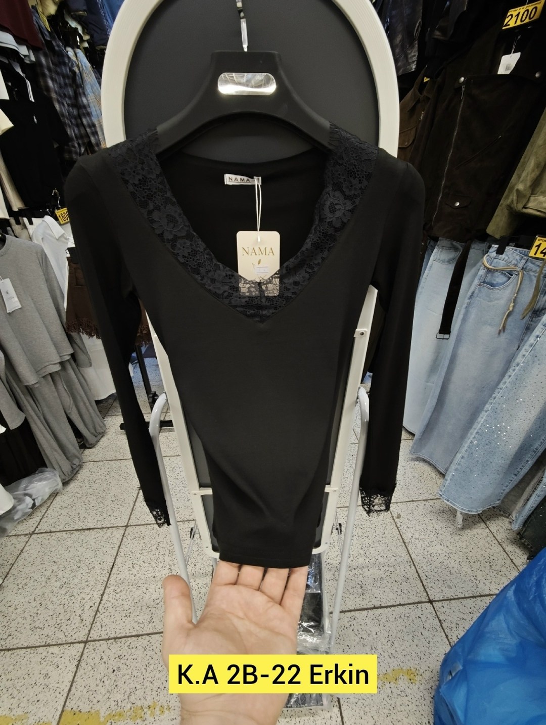 лонгслив женский белый,женская кофта,лонгслив женские,женские джинсы,лонгслив с гипюром