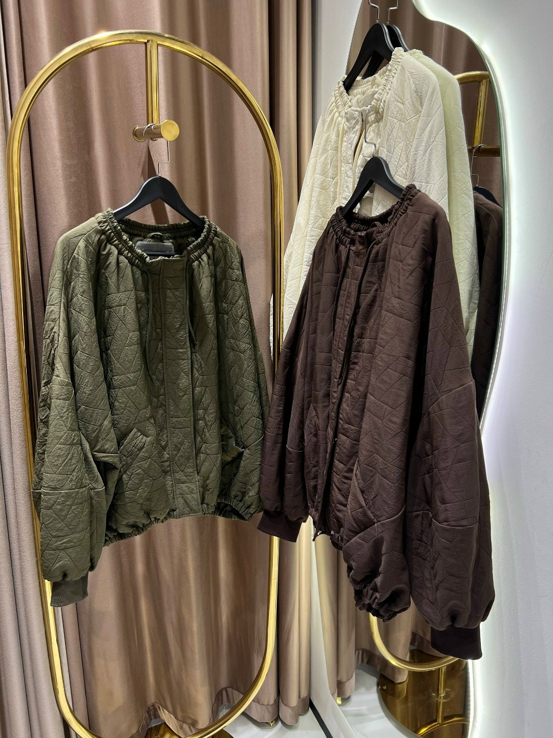 куртка бомбер,повседневная куртка,куртка,куртка бомбер женская,стеганая куртка