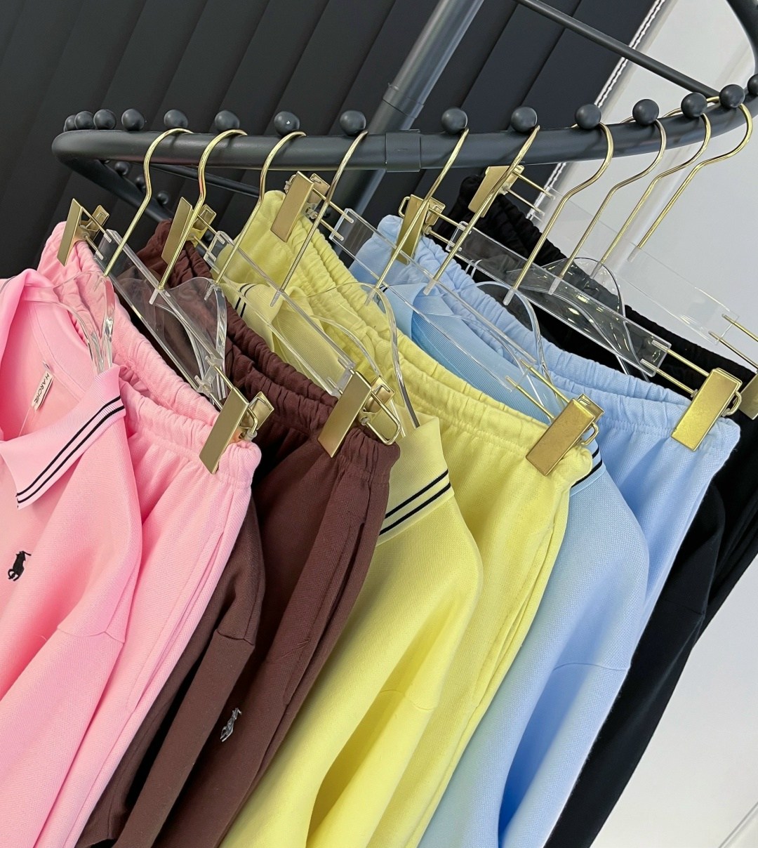 костюм спортивный женский,стильные костюмы,спортивный костюм,костюм двойка,женские костюмы