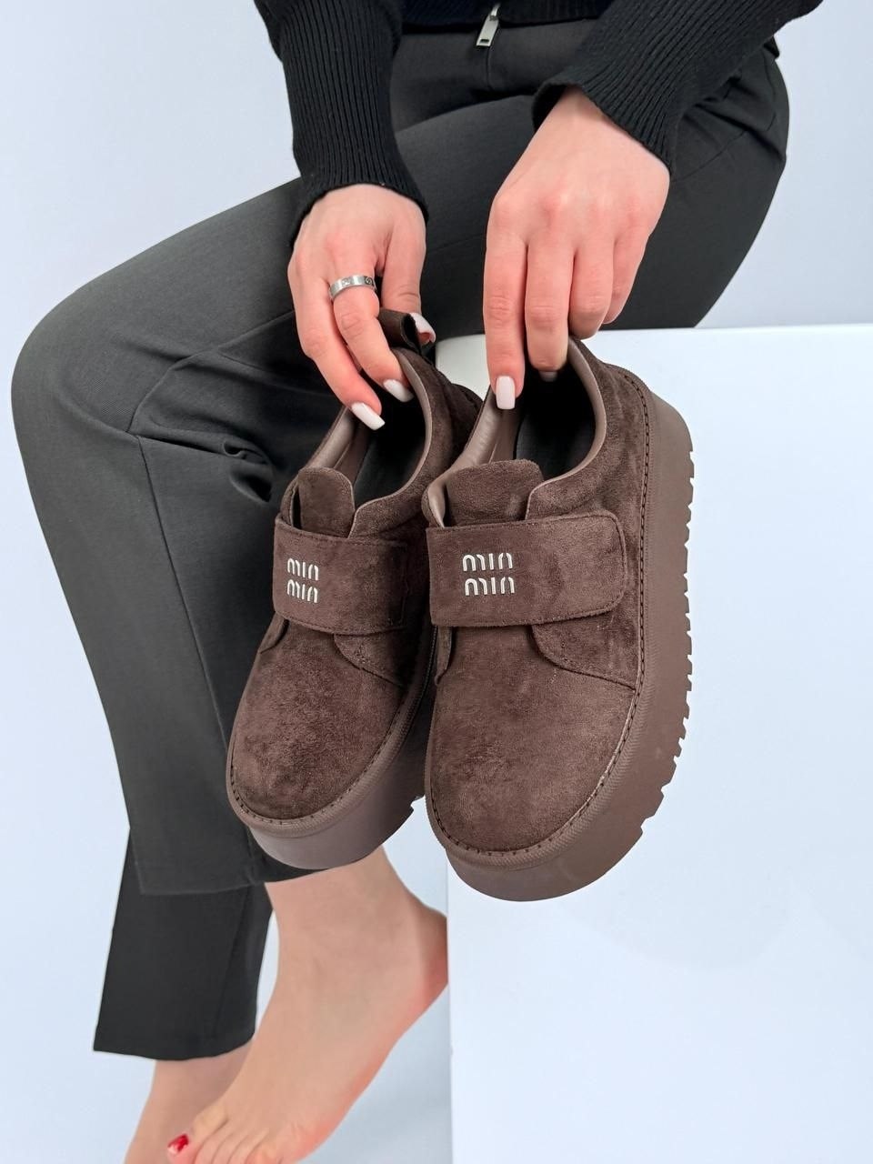 замшевые лоферы miu miu на высокий подошве и фирменной фурнитурой,,лоферы замш,женская ,лоферы женские