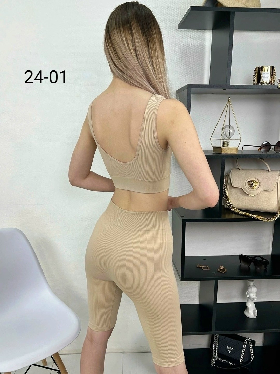 костюм женский для фитнеса,костюм женский спортивный топ и велосипедки,женский спортивный костюм,костюм для спорта,женский костюм