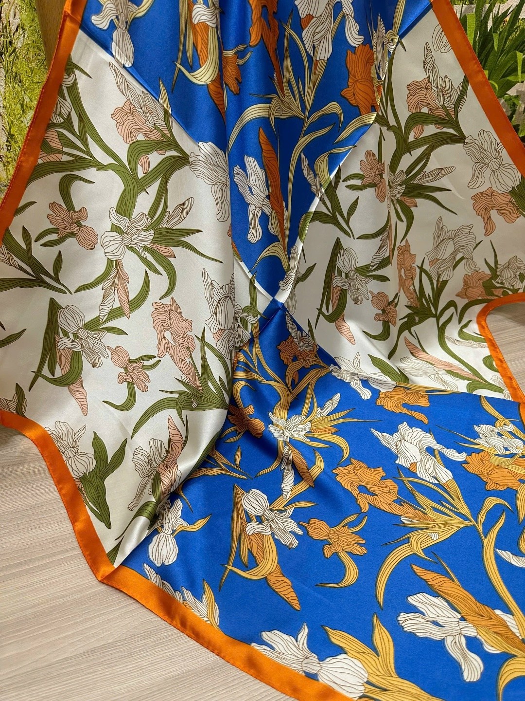 платки шарф,платок шелковый,брендовый платок,платок женский,платок