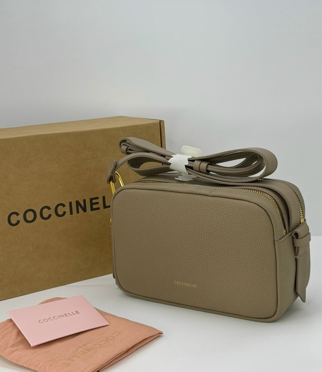 сумка coccinelle,сумка на плечо женская coccinelle gleen,женская сумка coccinelle,сумка кросс-боди кожаная coccinelle gleen coccinelle,сумка через плечо coccinelle