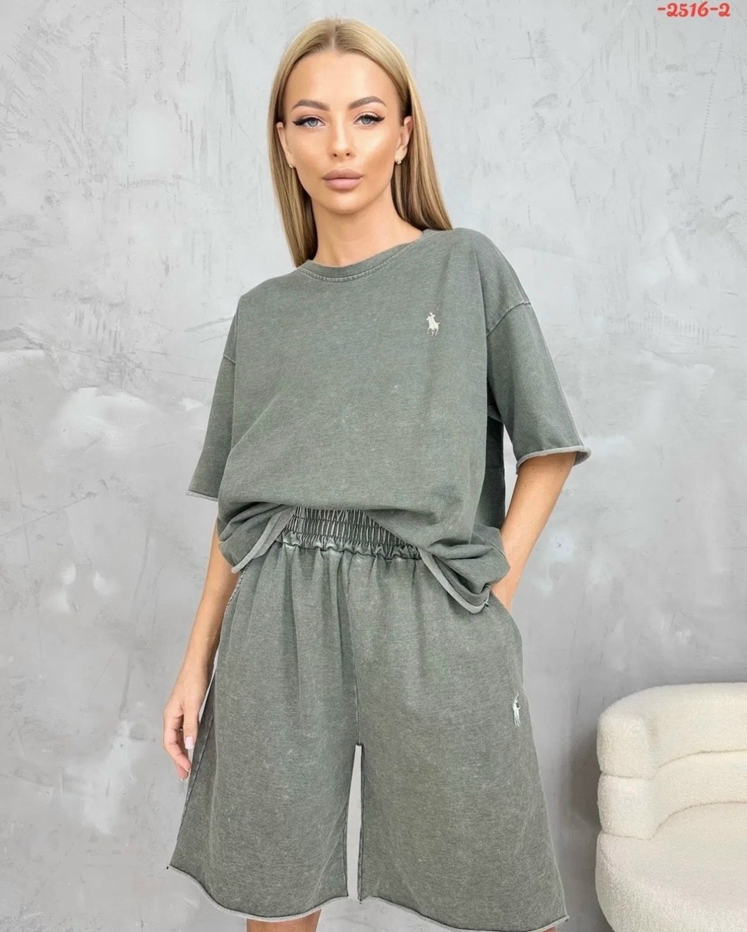 костюмы женские,,спортивные женские костюмы,футболки женская,костюм