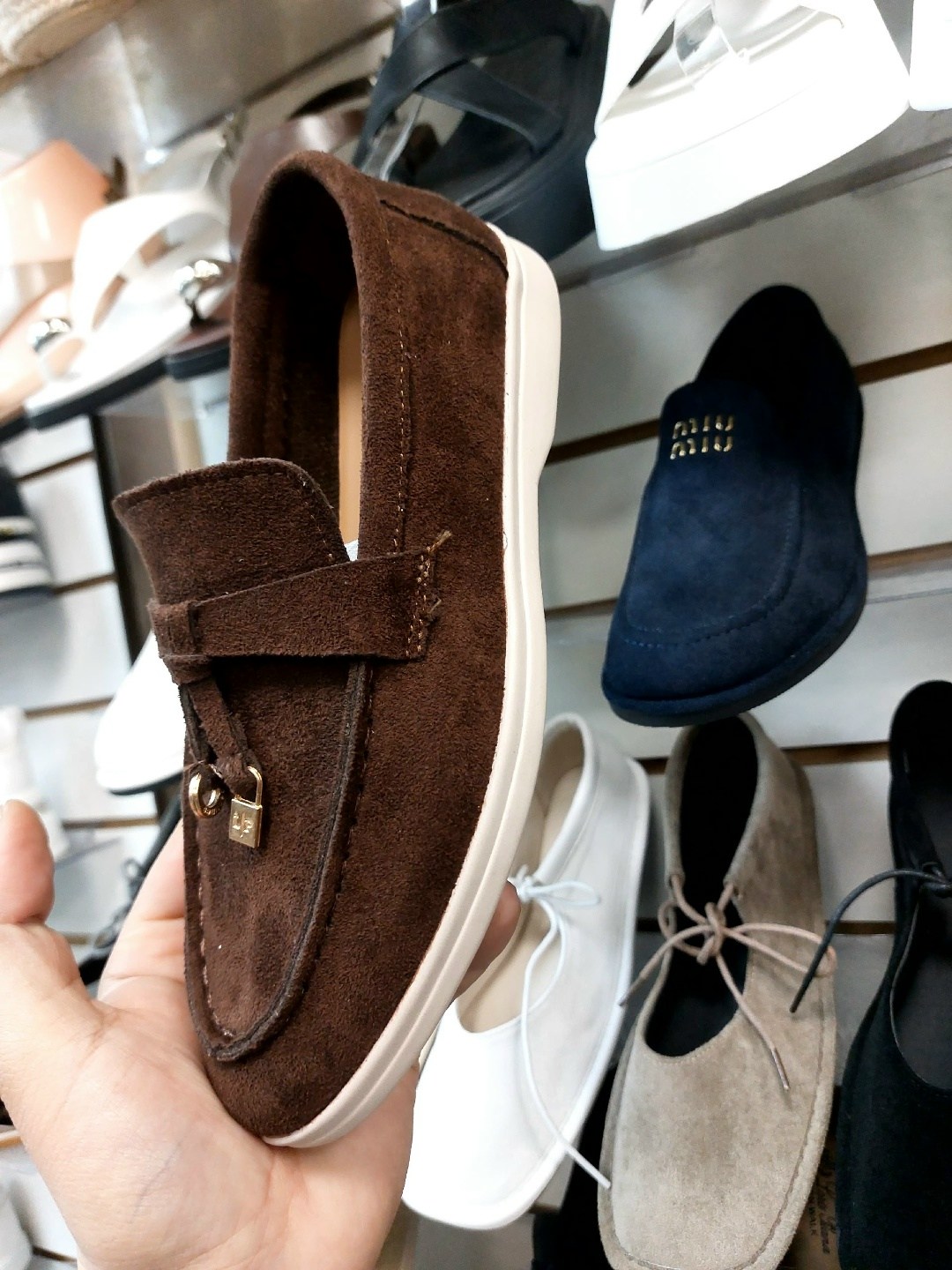 лоферы из натуральной замши loro piana premium shoes,лоферы натуральная замша лорики loro piana,лоферы loro piana,лоферы из натуральной замши loro piana,