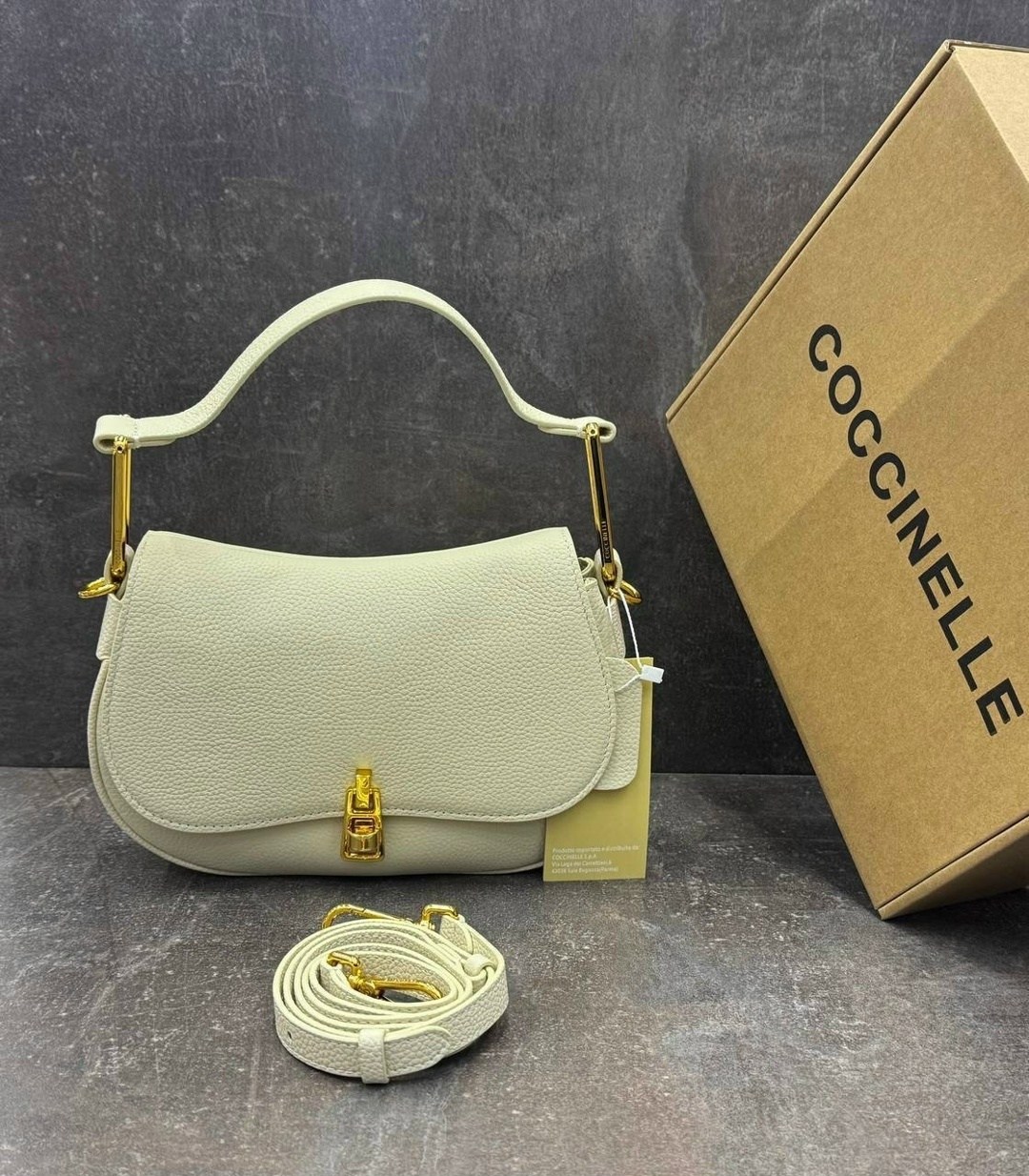 сумка coccinelle,женская сумка coccinelle,сумки женская,сумка,сумка женская coccinelle натуральная замша