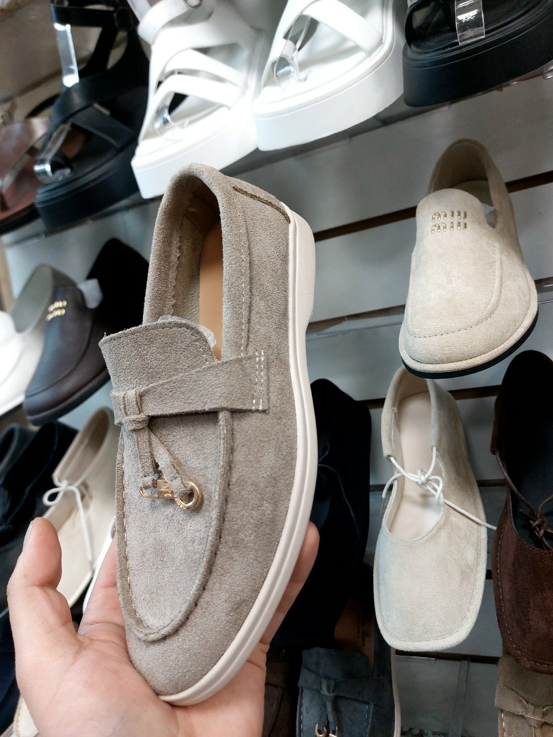 лоферы из натуральной замши loro piana premium shoes,лоферы натуральная замша лорики loro piana,лоферы loro piana,лоферы из натуральной замши loro piana,