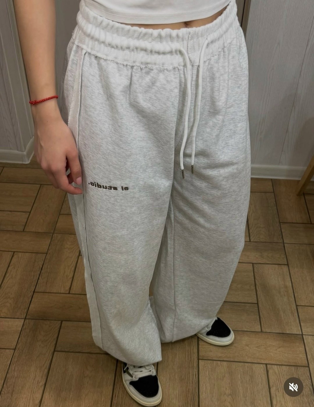 спортивные брюки,спортивные штаны,красные штаны,брюки красные,красные брюки спортивные