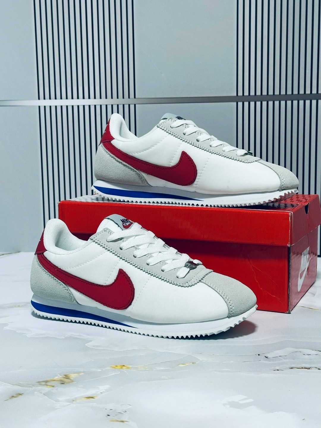 nike cortez classic,nike cortez,nike cortez forrest gump,найк кортез оригинал,nike cortez original