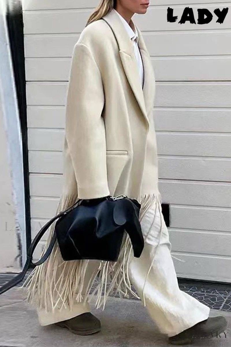 стильные наряды,пальто с бахромой,пальто шерстяная,элегантные пальто,женские пальто