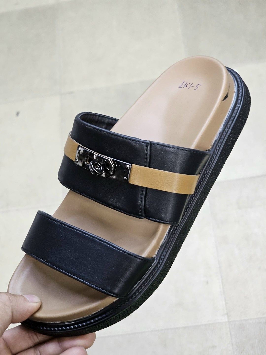 ,мужские шлепанцы,женские шлепанцы,сандалии мужские,мужские шлепки