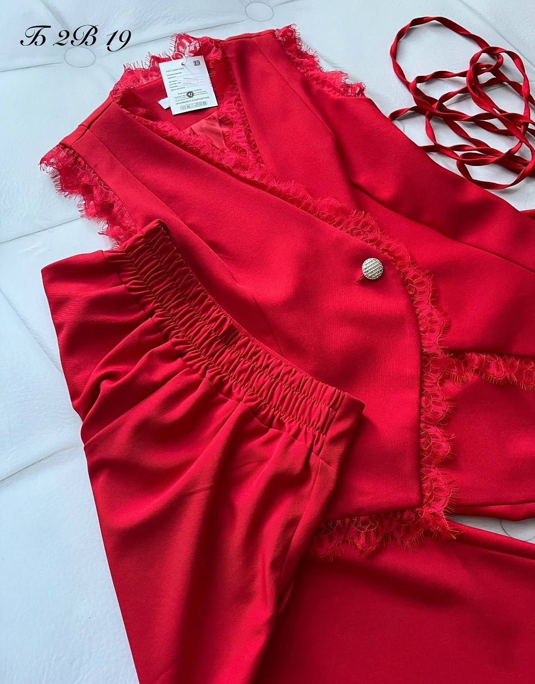 костюм брючный деловой с жилетом dayando,брючный костюм,стильные костюмы,костюм брючный с жилеткой,костюм классический