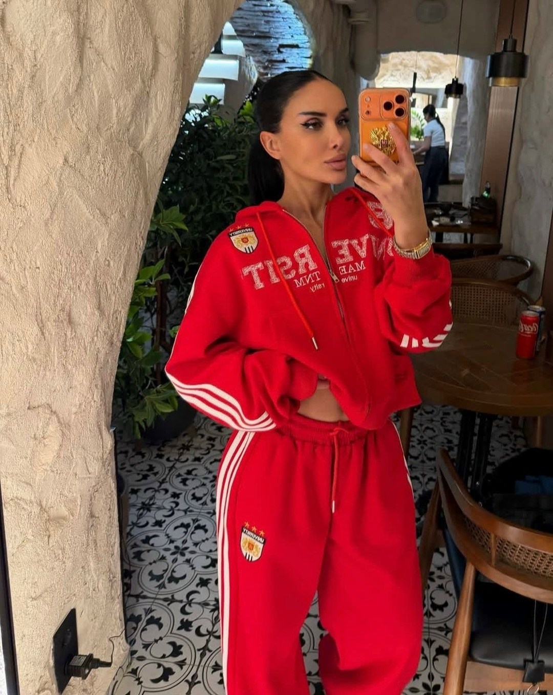 костюм спортивный женский,спортивный костюм,костюм женский,спортивный костюм модный,спортивный костюм стильный