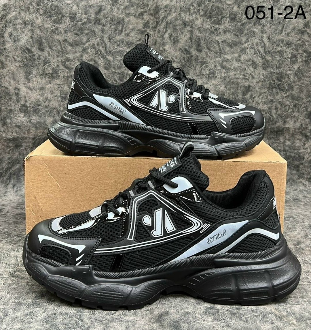 кроссовки женскиe,кроссовки модные,кроссовки для женщин,женские массивные кроссовки,повседневные кроссовки